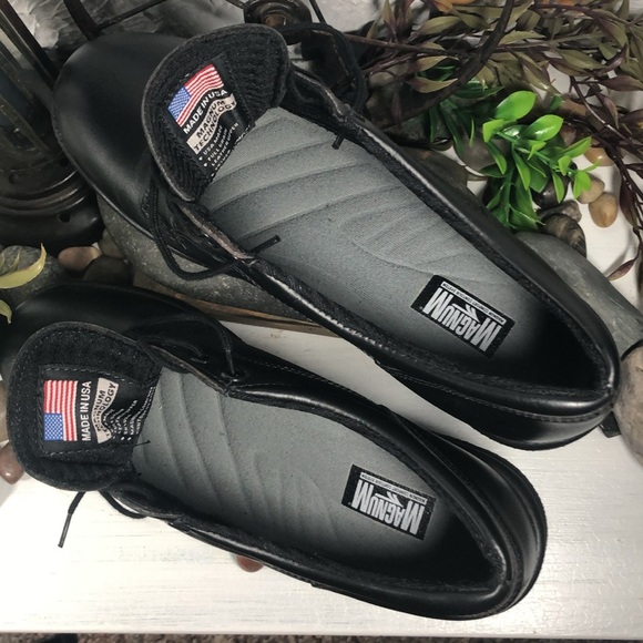 Magnum Women Non Slip Oil Resistant Lace Up Work Shoe Solid Black NWOT New Cond - Picture 11 of 16